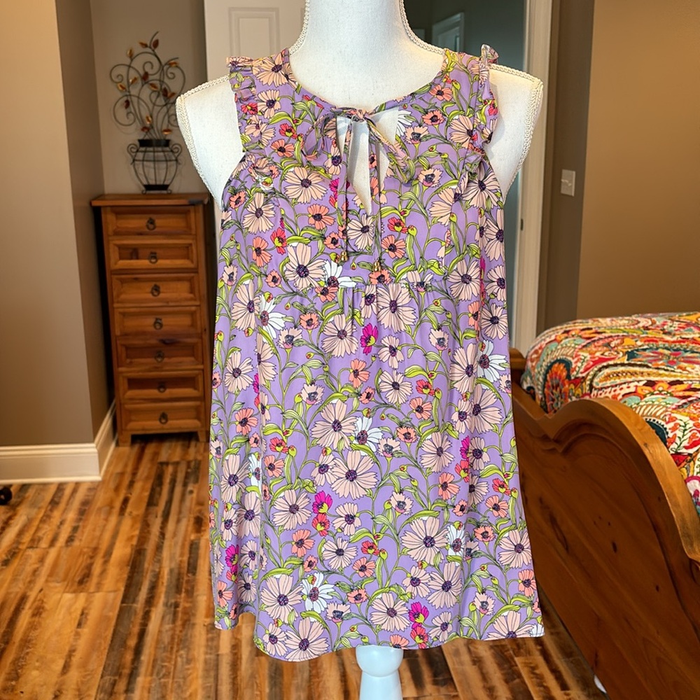 Alice & Trixie top size medium